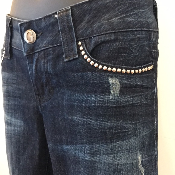 Guess premium denim with stone details. - Picture 6 of 15